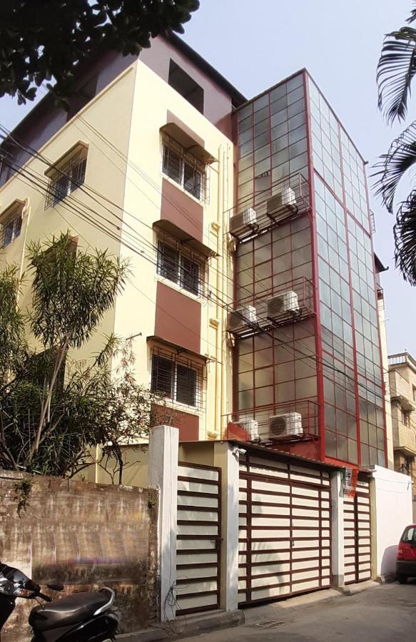 Soukyam Hotel Kolkata Exterior photo